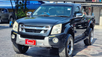 รูปรถยนต์ Isuzu D-Max 2011