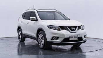 รูปรถยนต์ Nissan X-Trail 2018
