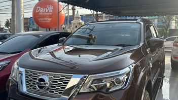 รูปรถยนต์ Nissan Terra 2018