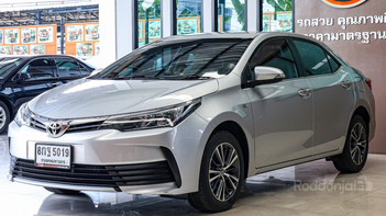 รูปรถยนต์ Toyota Corolla 2018