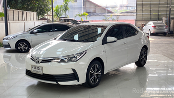 รูปรถยนต์ Toyota Corolla 2017