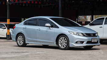 รูปรถยนต์ Honda Civic 2013