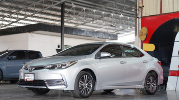 รูปรถยนต์ Toyota Corolla 2016
