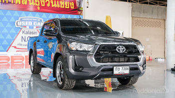 รูปรถยนต์ Toyota Hilux Revo 2023