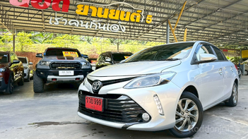 รูปรถยนต์ Toyota Vios 2022