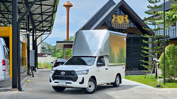 รูปรถยนต์ Toyota Hilux Revo 2023
