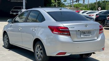 รูปรถยนต์ Toyota Vios 2021