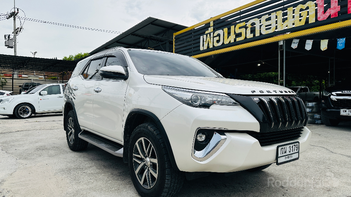 รูปรถยนต์ Toyota Fortuner 2020