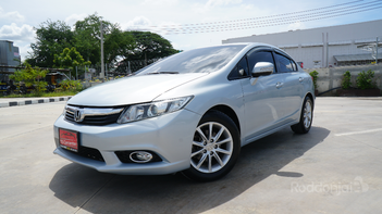 รูปรถยนต์ Honda Civic 2012
