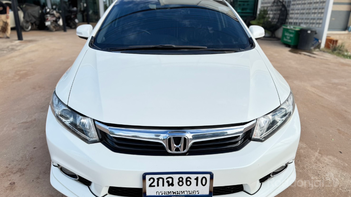 รูปรถยนต์ Honda Civic 2013