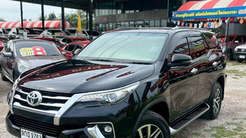 รูปรถยนต์ Toyota Fortuner 2019