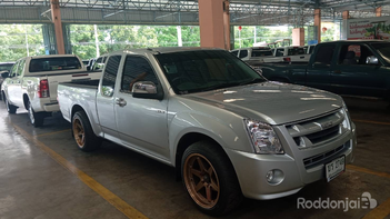 รูปรถยนต์ Isuzu D-Max 2011